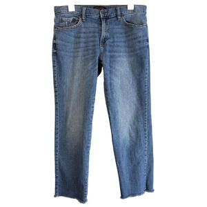 Banana Republic Girlfriend Jeans Women's Size 30/10 Raw Hem Distressed Wash